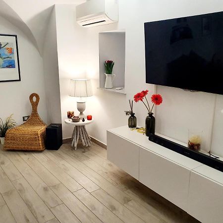 Vhome Exclusive Living Room 카타니아 외부 사진
